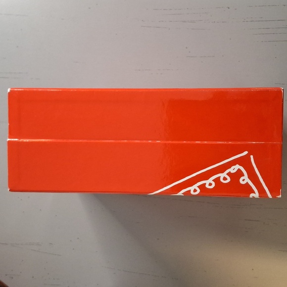 Coach Poppy Box - Picture 3 of 12